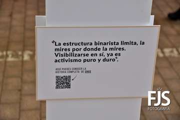 Exposición sobre la diversidad sexual en el Mercado Municipal/Francisco Javier Santana.